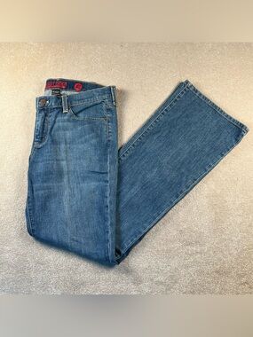 Denim Flare Leg Blue Jeans Medium Wash East Side NY & Co Women's 10 Long Length